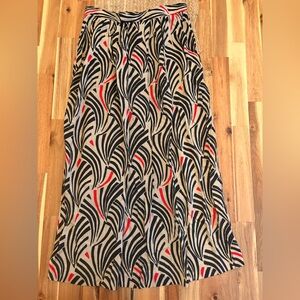 Elegant Black and Red Patterned Skirt
